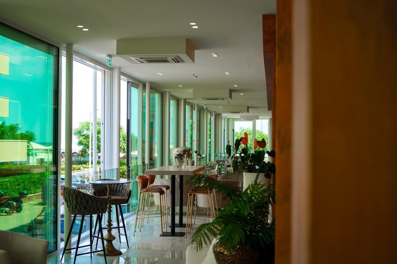 Hotel Arizona 里乔内 外观 照片
