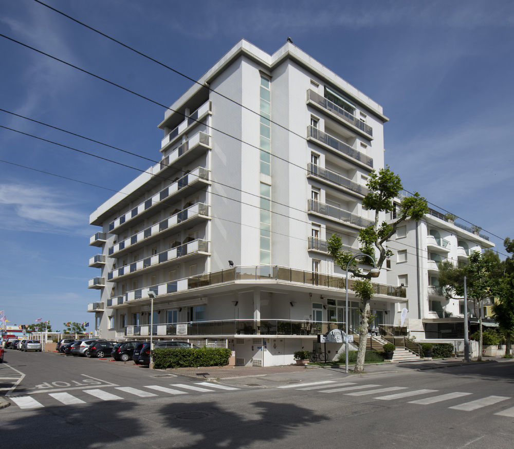Hotel Arizona 里乔内 外观 照片