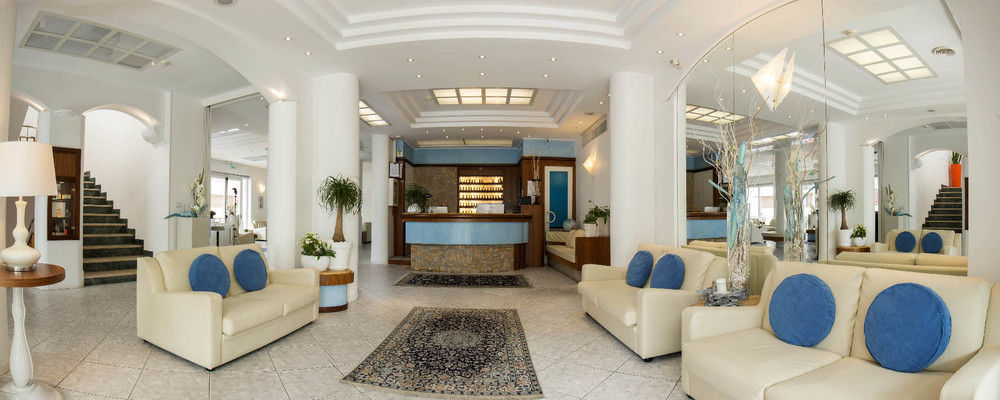 Hotel Arizona 里乔内 外观 照片
